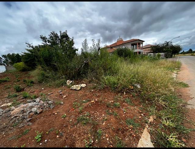 805M² VACANT LAND FOR SALE IN SERALA VIEW